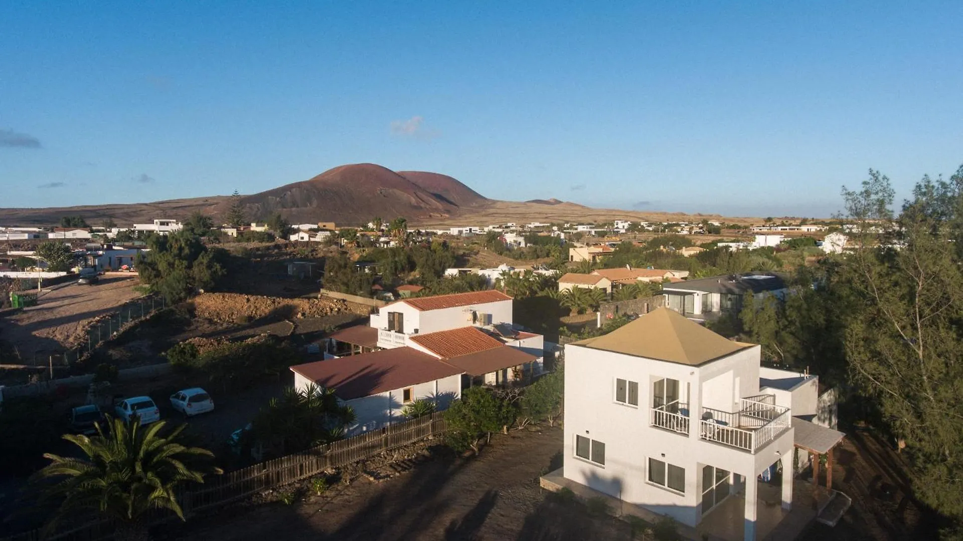 Pensjonat La Milagrosa Surf House & Cowork Lajares Gospodarstwo wiejskie